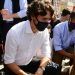 Trudeau se arrodilla en apoyo a protestas antirracismo en Canadá