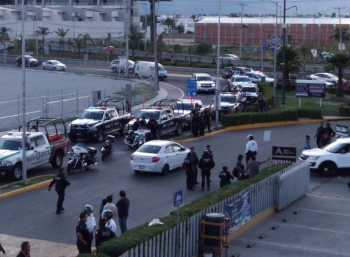 Se registra riña de taxistas en base de Lomas de Angélopolis