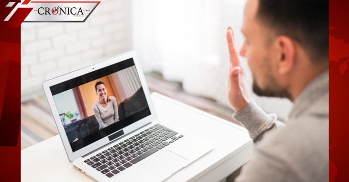 Reos se comunican con sus familiares por videollamada para evitar contagios