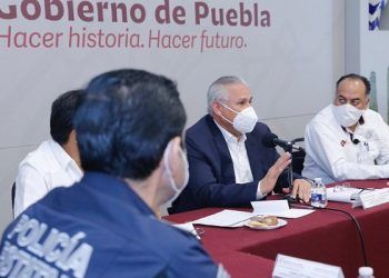 Gobierno de Puebla acuerda 14% de aumento salarial a policías estatales