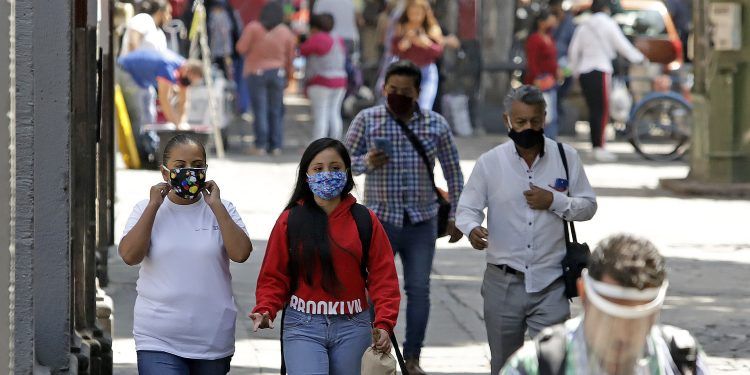 Puebla escala a la quinta posición nacional en casos acumulados de COVID-19