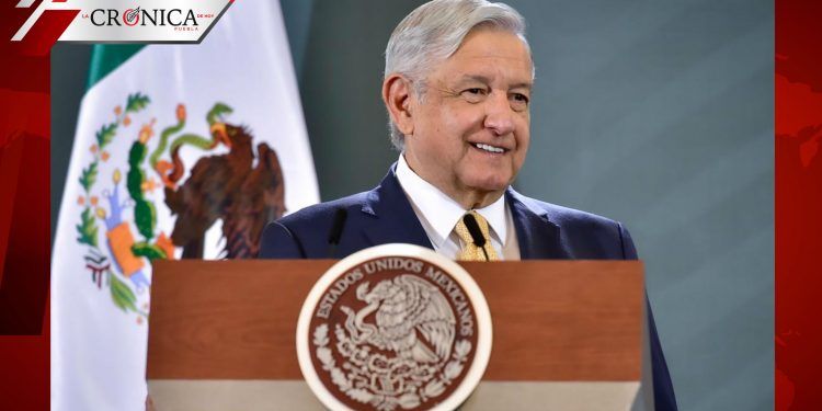 AMLO felicita a mexicanos por el Día del Padre