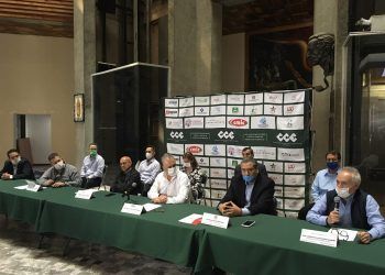 CCE Puebla acatará decreto del gobierno; pide piso parejo con ambulantaje