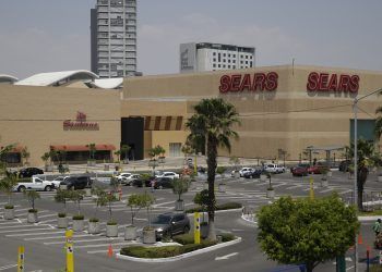 Centros Comerciales de Puebla descartan reapertura el próximo 15 de junio