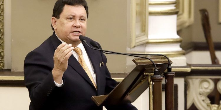 Héctor Alonso es expulsado de la bancada de Movimiento Ciudadano en Puebla