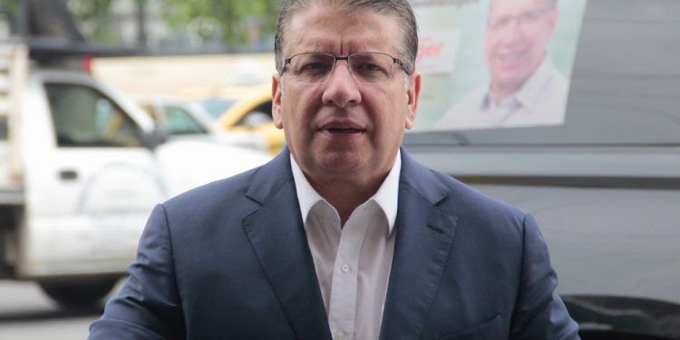 El Confesionario / “Los tontos con iniciativa, muy peligrosos”