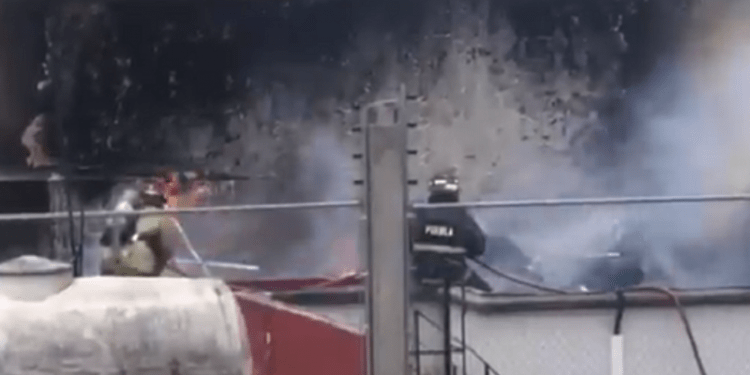 Tanque de gas explota en inmueble de la colonia San Manuel