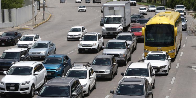 Pese a cancelación de Hoy No Circula, Puebla reduce 55 por ciento su movilidad