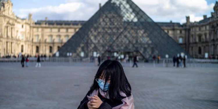 Francia tiene bajo control la pandemia de COVID-19