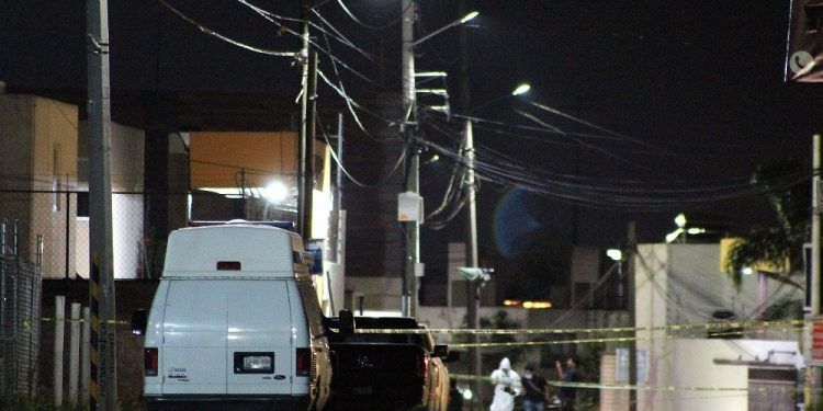 Chofer de DiDi es asesinado a balazos en Bosques de San Sebastián