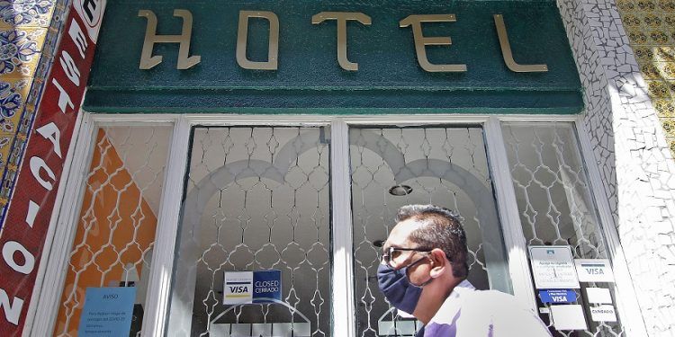 Sobrevive al COVID-19 solo 15 por ciento del sector hotelero en Puebla