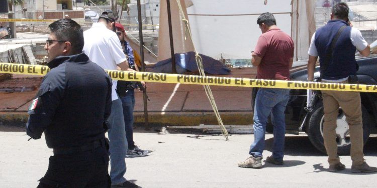 Se desata balacera en tianguis de Texmelucan; hay un muerto