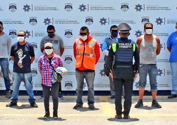Caen 16 presuntos extorsionadores del transporte público en la capital de Puebla