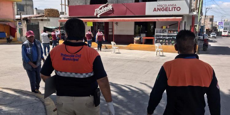 Despliegan operativo en San Miguel Canoa para fomentar uso de cubrebocas
