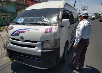 Lupita Daniel entrega uniformes y patrullas a policías de Cuautlancingo