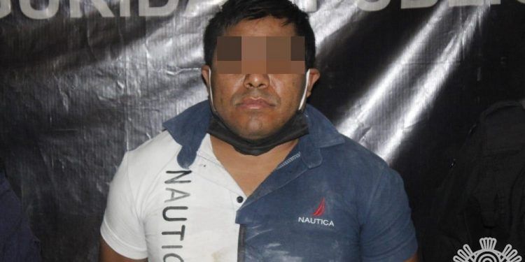 Policía Estatal asegura en Puebla a presunto secuestrador y narcomenudista