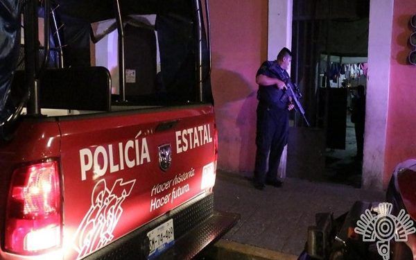 Policía Estatal captura a tres sujetos y encuentra droga en “La otra maldita vecindad” de Puebla
