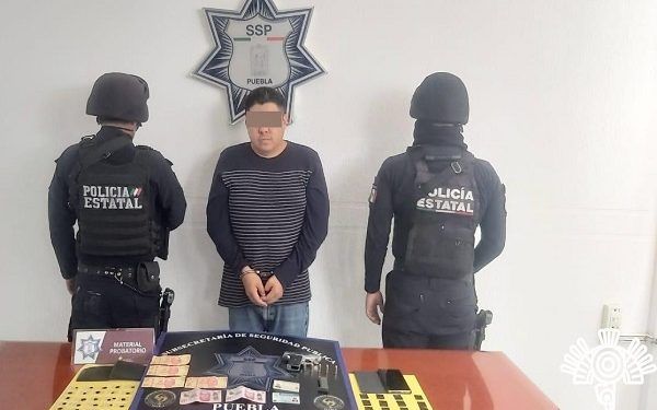 Policía Estatal aseguró a líder narcomenudista en Atlixco