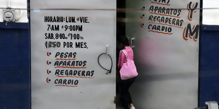 En Puebla cerca de 800 gimnasios se mantienen abiertos pese a contingencia