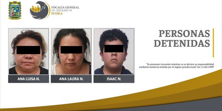 Ex jueza de Cuautlancingo y trabajadora de prevención del delito de la SSC Puebla, detenidas por extorsión