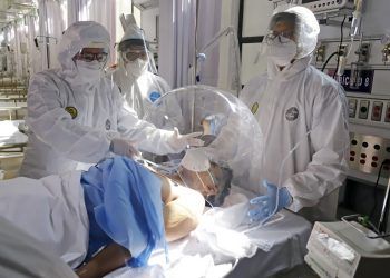 XXV Zona Militar presenta área de terapia intensiva para COVID-19 en Puebla