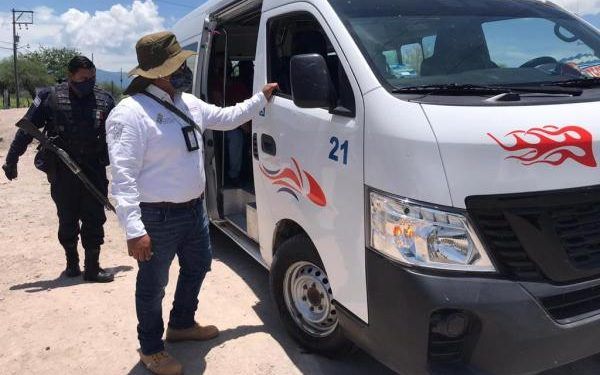 Por sobrecupo de pasajeros Secretaría de Movilidad infracciona a 54 unidades