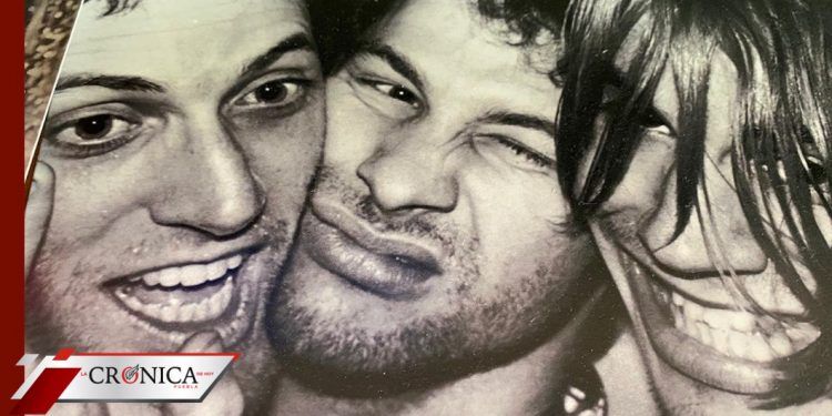 Muere Jack Sherman, exguitarrista de Red Hot Chili Peppers