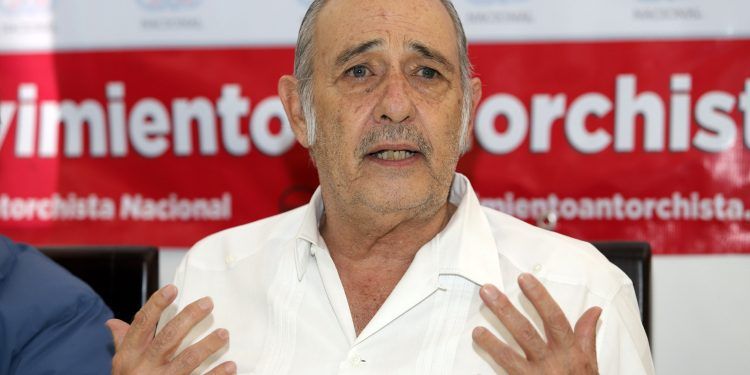 Congelan cuentas a antorchistas
