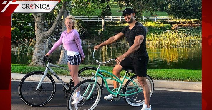 Britney Spears pide que su padre deje de controlar su vida financiera y personal