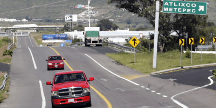 Tres asaltos en carretera por día en Puebla