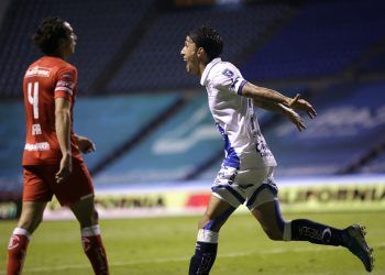 Se impone Puebla de local ante Toluca con cuatro goles a uno