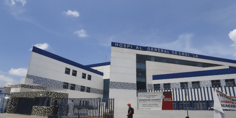 COVID-19 en Puebla: Suman 3 mil 606 decesos y 28 mil 381 casos activos