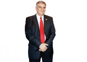 El Confesionario / Luis Paredes Moctezuma