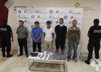 Cinco narcomenudistas son detenidos con 260 dosis de droga en Puebla