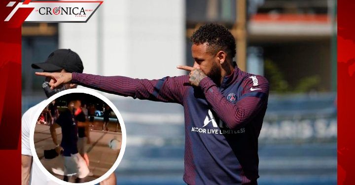 Neymar se hace viral por cachar balón con sus pies después de bajar de autobús