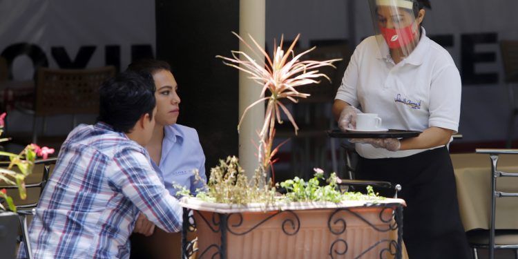 Desafíos para restaurantes con bufet, ante la pandemia