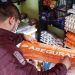 Decomisan 57 botellas de alcohol adulterado en El Seco