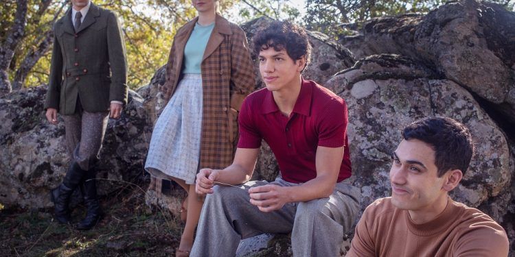 Netflix presenta avance de Alguien tiene que morir, con la participación del bailarín Isaac Hernández