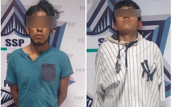 Pareja de ladrones de vehículo es capturada en Puebla
