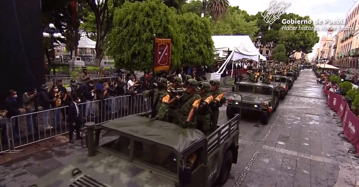 Así fue la parada militar y ceremonia por el CCX aniversario de la Independencia en Puebla
