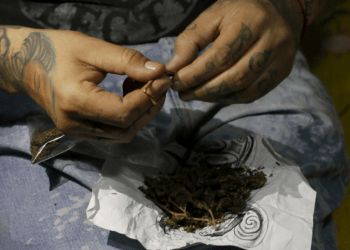 Menores de 24 años, presas de adicciones