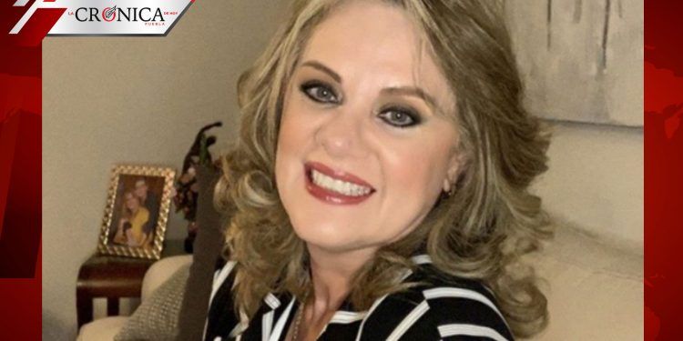 Érika Buenfil sorprende a fans al dejarse ver sin gota de maquillaje