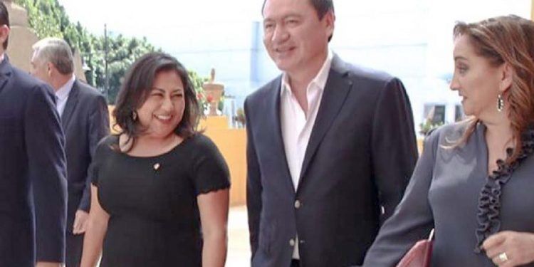 Nadia Navarro, su padrino priísta Osorio Chong y la negociación PAN-PSI