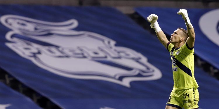 Crónica: Club Puebla evita caída en casa; empata con Querétaro