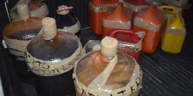 Clausuran negocio en San Salvador El Seco por venta de bebidas adulteradas 