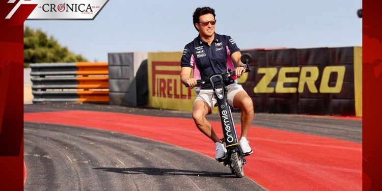 Señalan que Checo Pérez estaría en charlas para entrar a nueva escudería