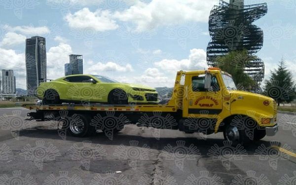 Vialidad Estatal retiene Camaro de youtuber poblano por participar en arrancones