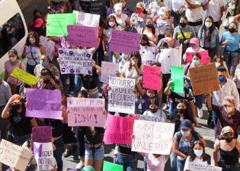 Sujeto agredió sexualmente y quiso degollar a una joven; fue detenido en Xicotepec