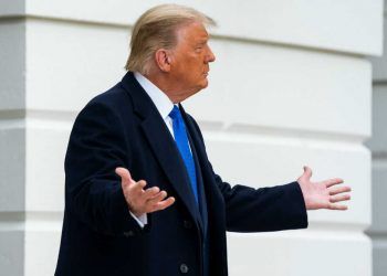 Juez niega a Departamento Justicia intervenir en demanda contra Trump por abuso sexual