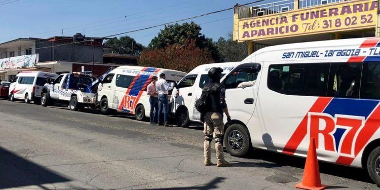 Retienen seis unidades de transporte pirata en Coronango